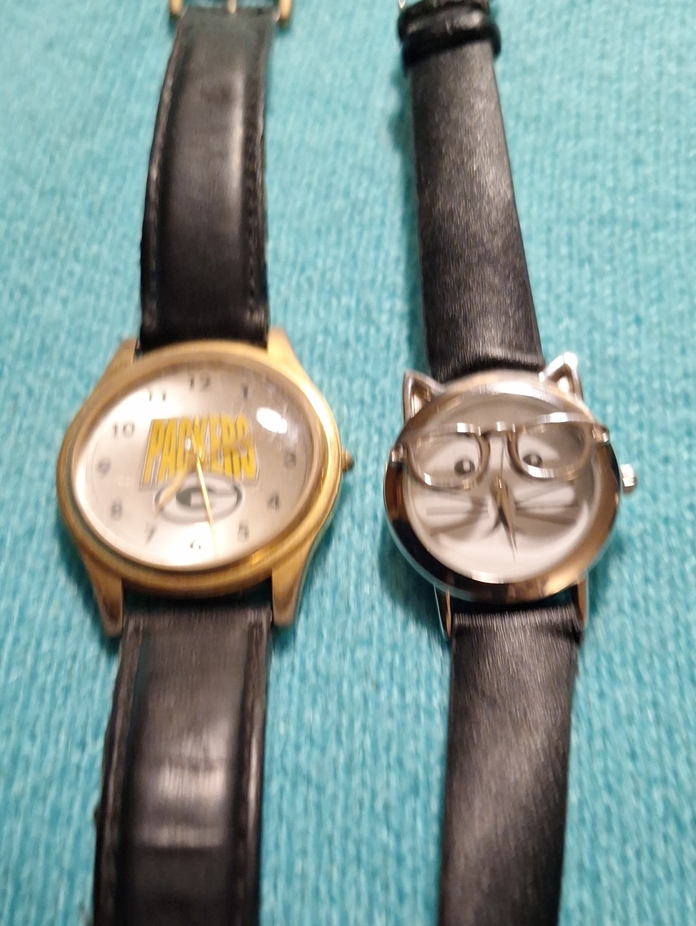 Novelty Cat Face/ Green Bat Packers Watch